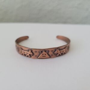 Vtg Bell Trading Post Native American Stamped Solid Copper Cuff Bracelet 6 1/4"